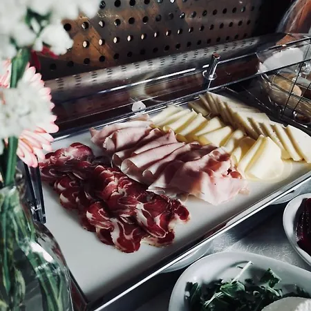 Delle Querce Отель